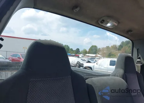 2002 Ford F-250 Xl/Xlt from USA, damaged, VIN 1FTNF21F32EC53208